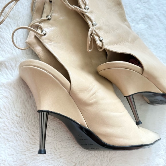 Sergio Rossi vintage women heeled boots size 39 Authentic - Picture 3 of 8